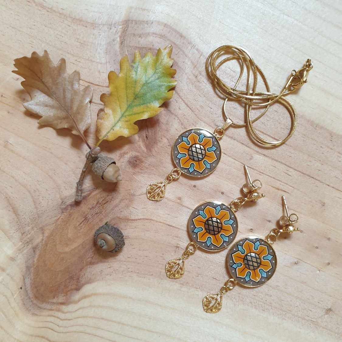 Boucles d'oreille pendantes aux couleurs de l'automne