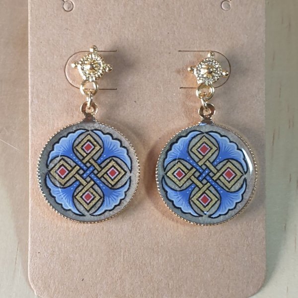 Boucles d'oreille enluminées Palmettes rouges ou bleues et Entrelacs or
