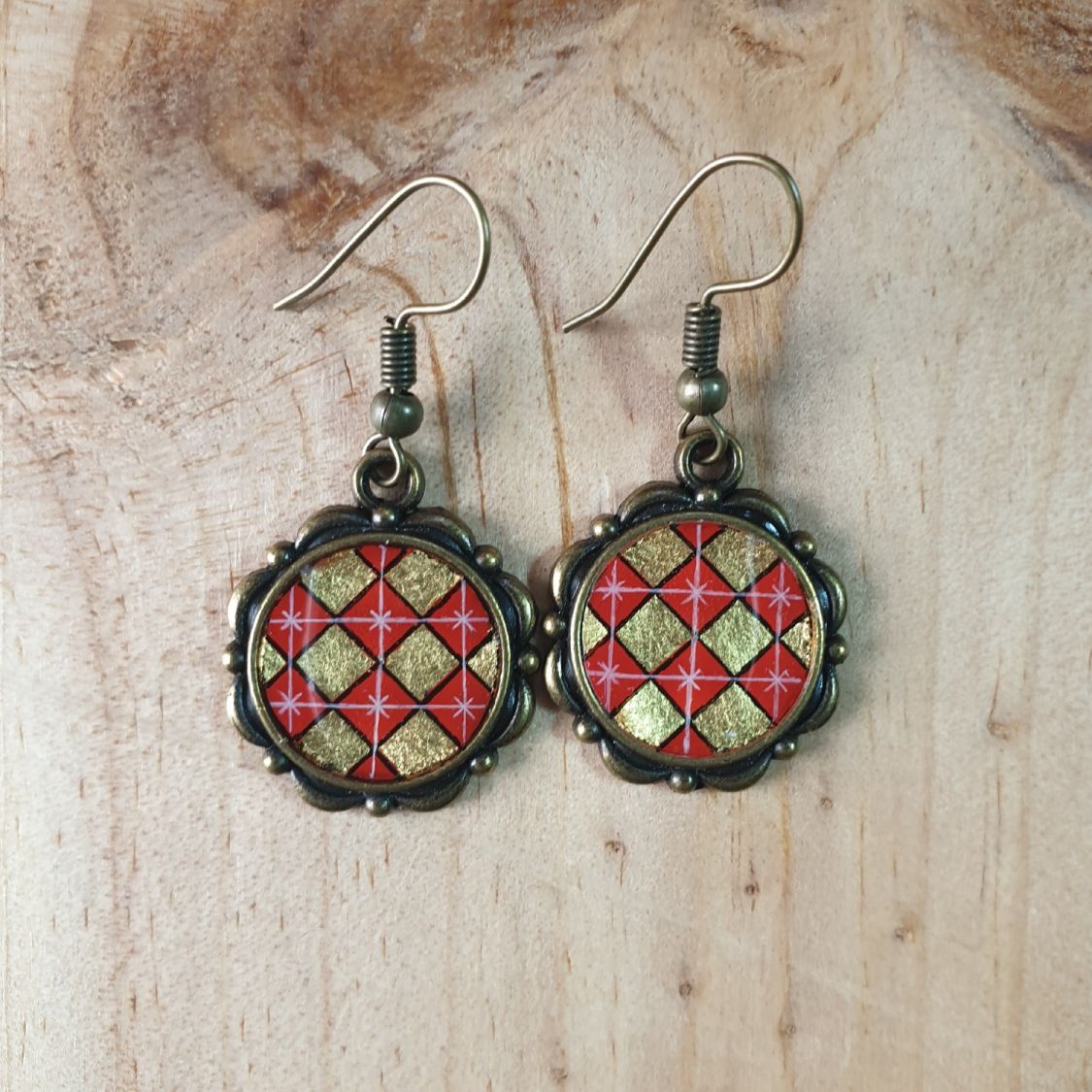 Boucles d'oreille pendantes enluminées or/rouges