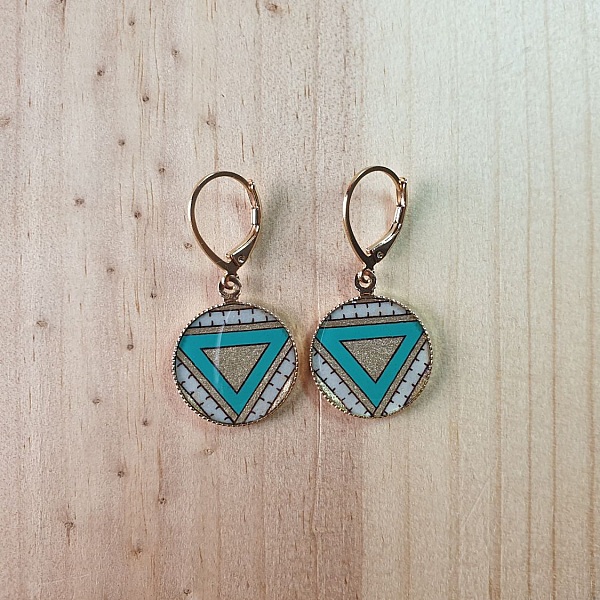 Boucles d'oreille pendantes enlumin&eacute;es dor&eacute;/vert