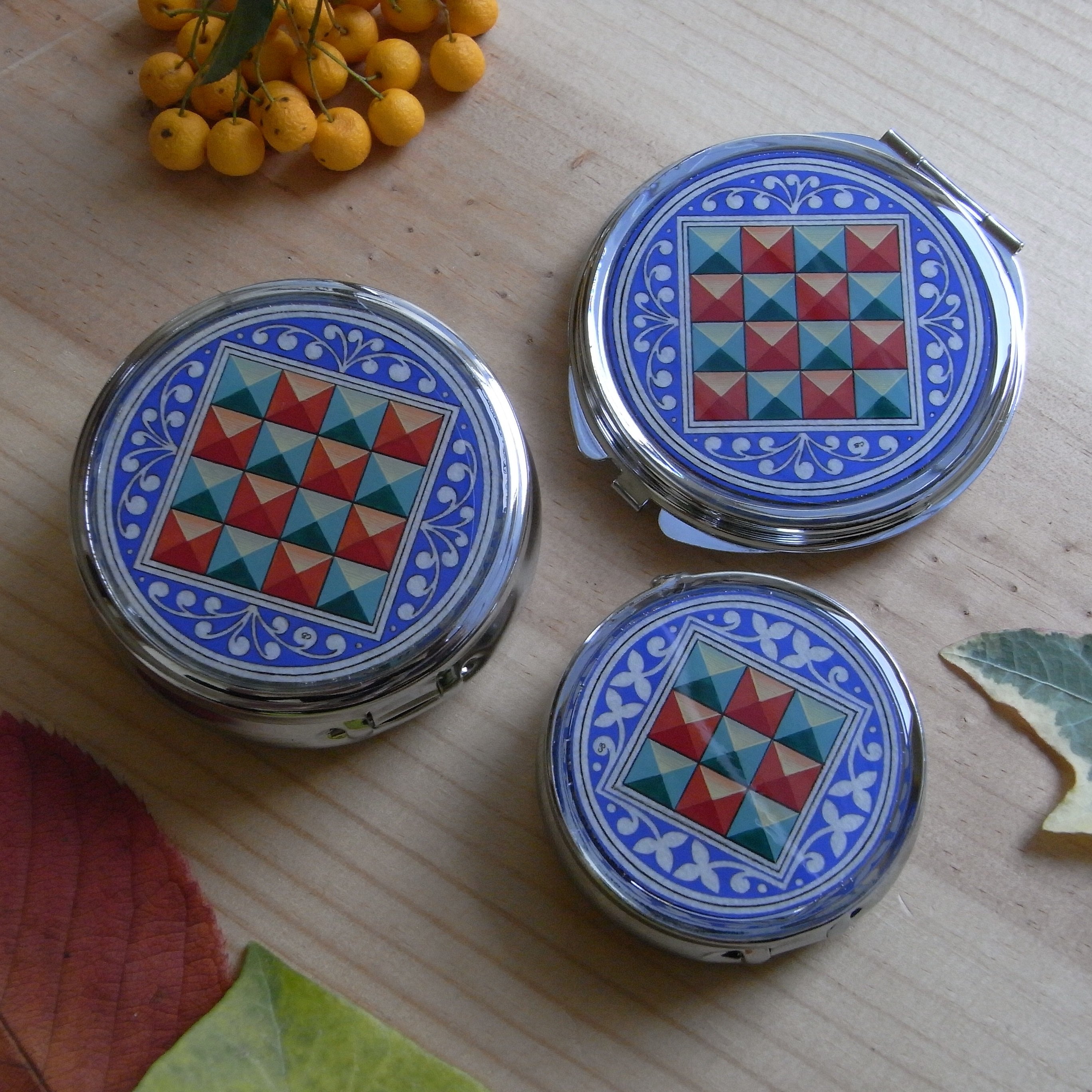 Bo&icirc;te pilulier enluminure Florence