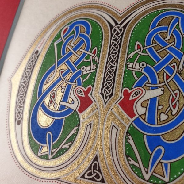 Lettre M enlumin&eacute;e style franco-saxon