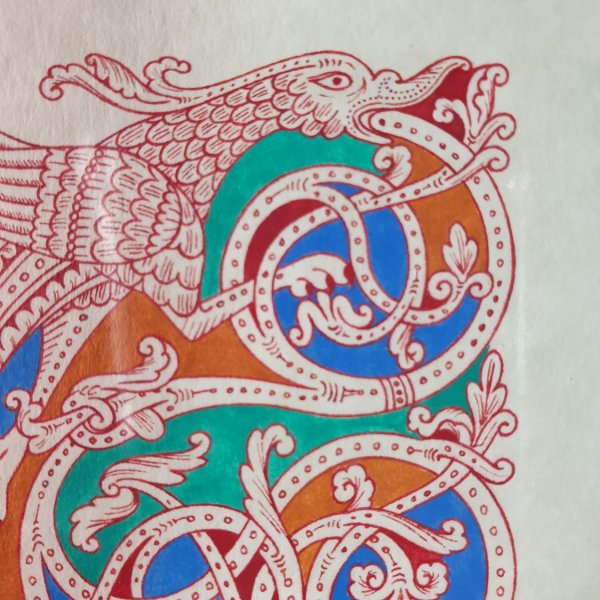 Lettre F enlumin&eacute;e style roman