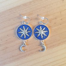 Boucles d'oreille pendantes enluminées étoile d'or blanc