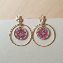 Boucles d'oreille pendantes fleur orientale rouge